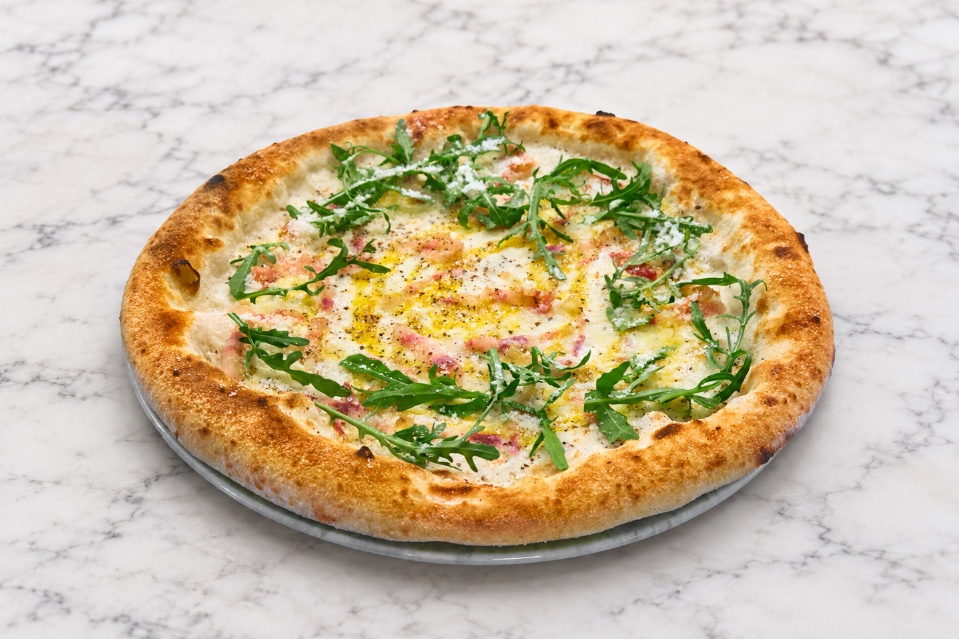 Carbonara pizza